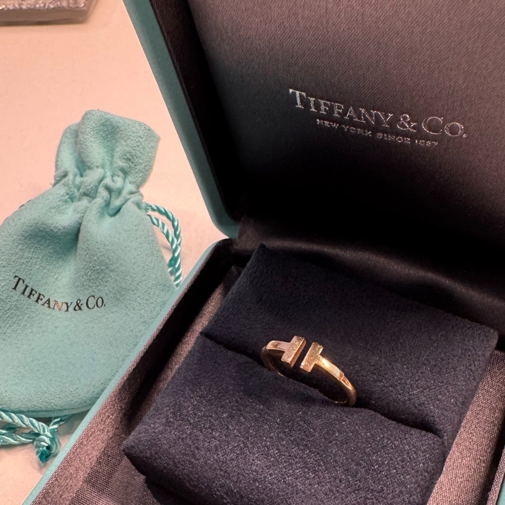 Tiffany & Co. rose gold T ring (size 5.5)